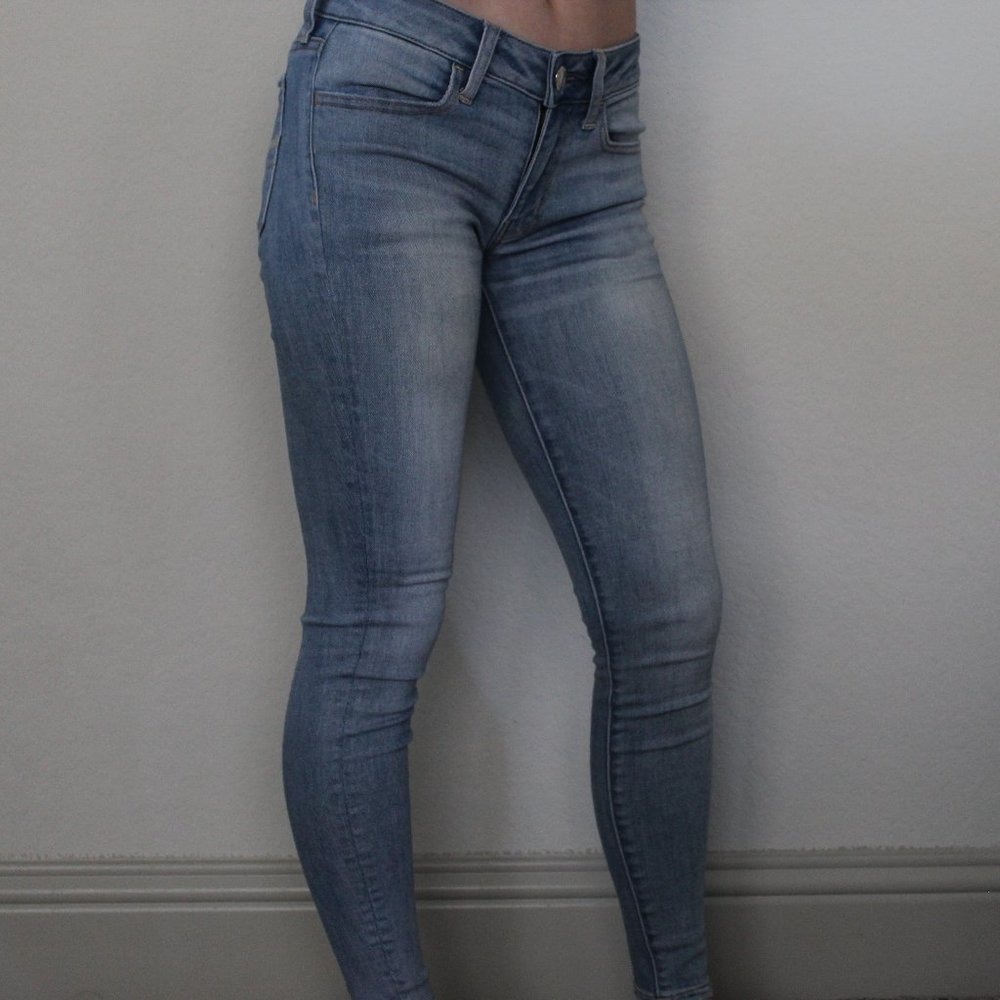 American Eagle Blue Skinny Jean